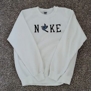 NEW NIKE sweatshirt